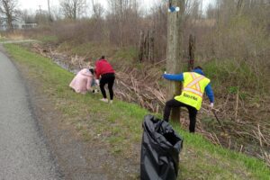 Earthweek: Great Lakes Watershed and Niagara Chapter Native Women’s Center cleanup:  That’s Sic!!